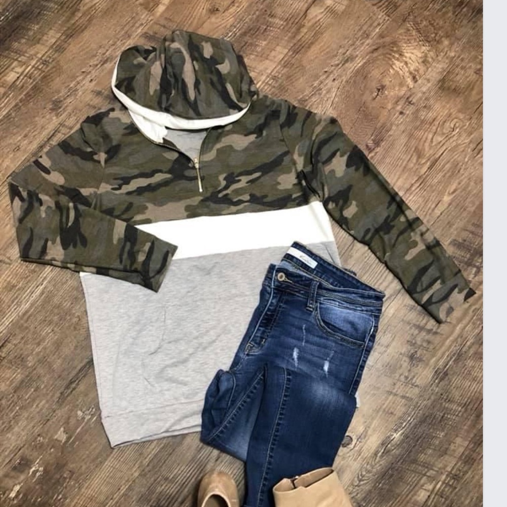 Hooded sweatshirt